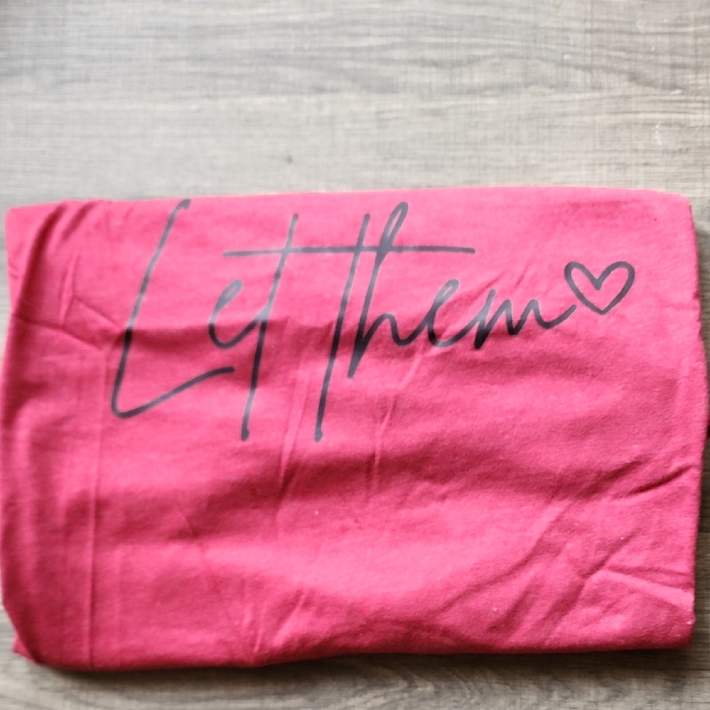 Let Them Red Graphic Tee with Heart Design